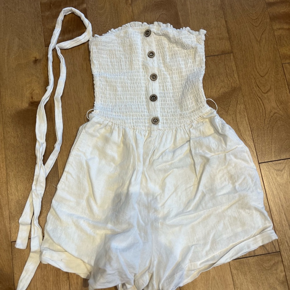 Garage off White Flowy Summer Shorts